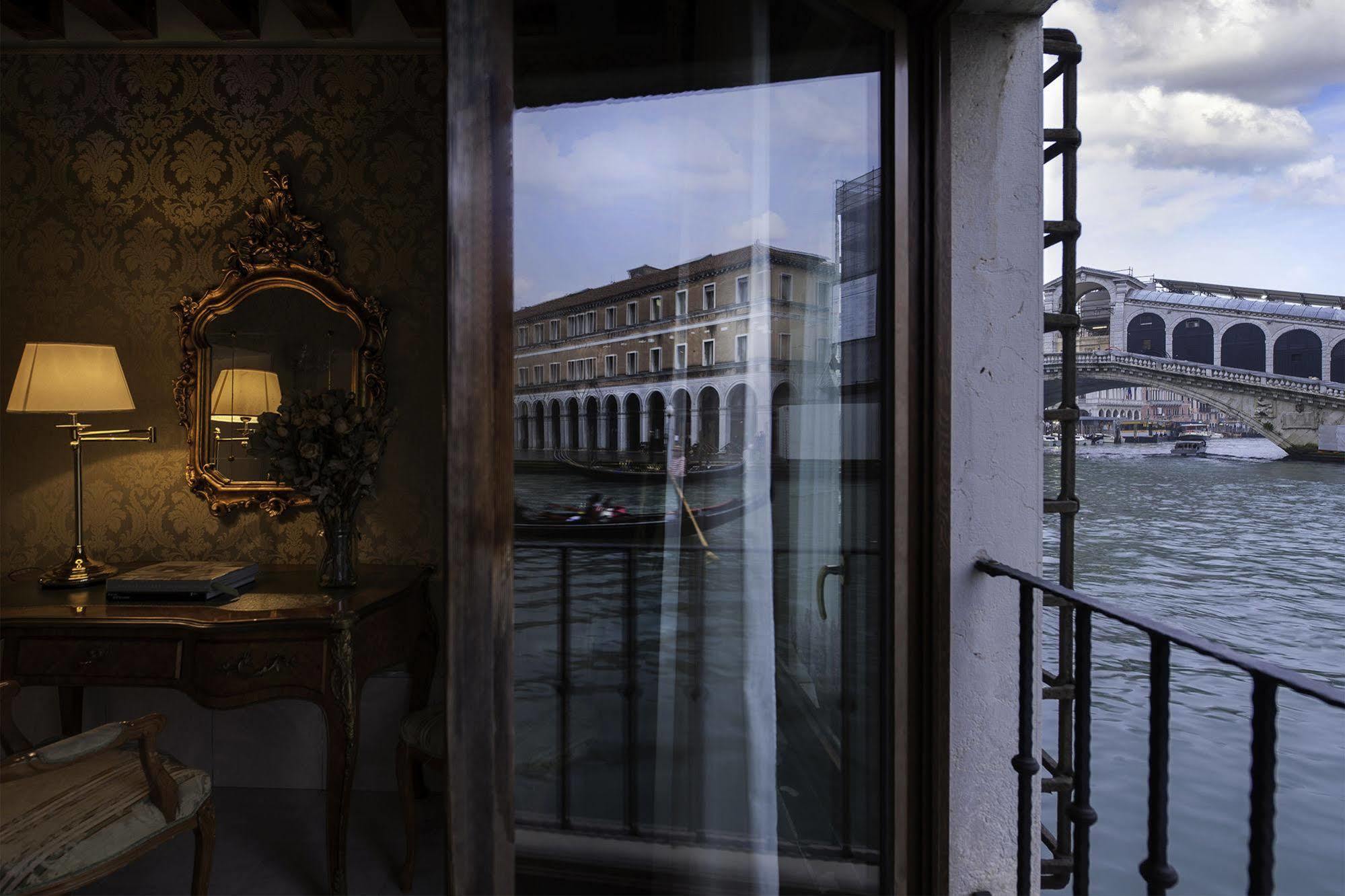 Al Ponte Antico Hotel Veneţia Exterior foto