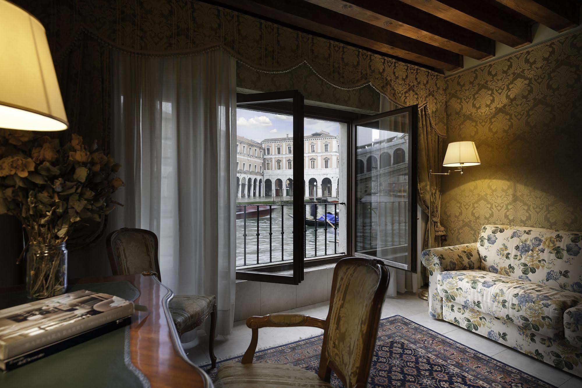 Al Ponte Antico Hotel Veneţia Exterior foto