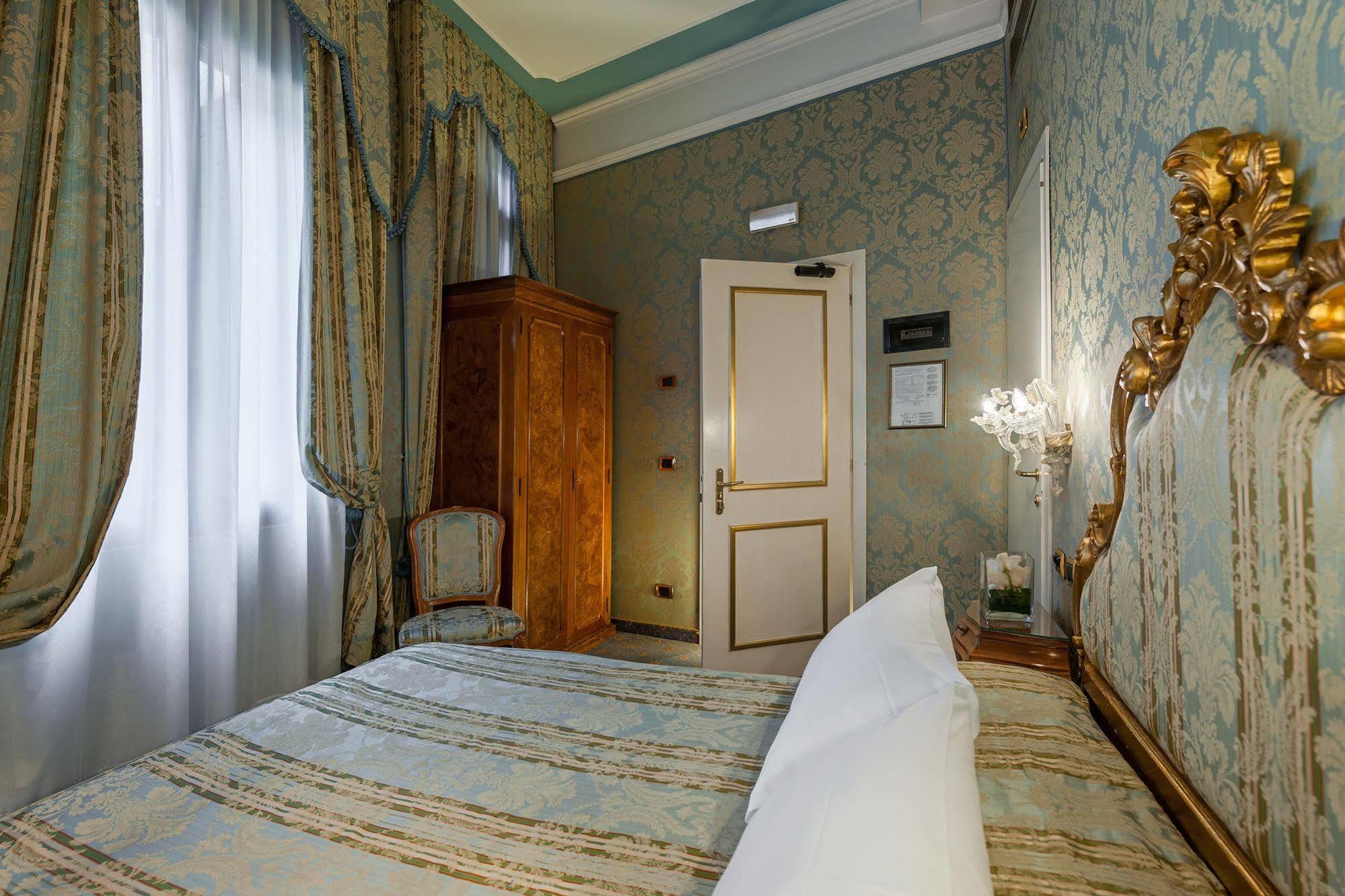 Al Ponte Antico Hotel Veneţia Exterior foto